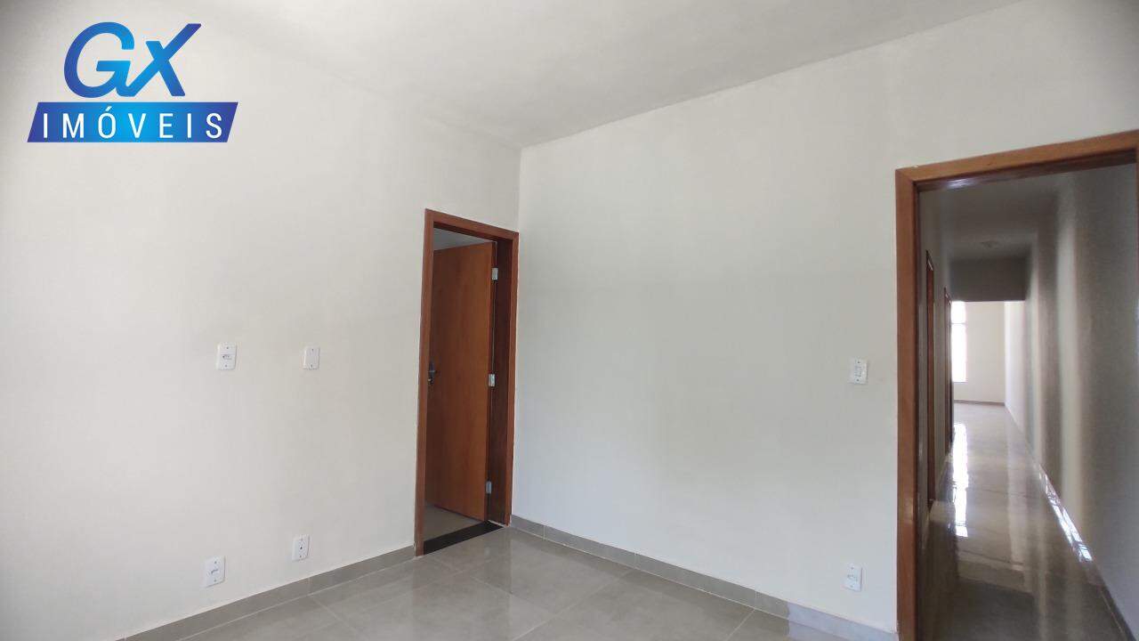 Casa à venda com 3 quartos, 180m² - Foto 17