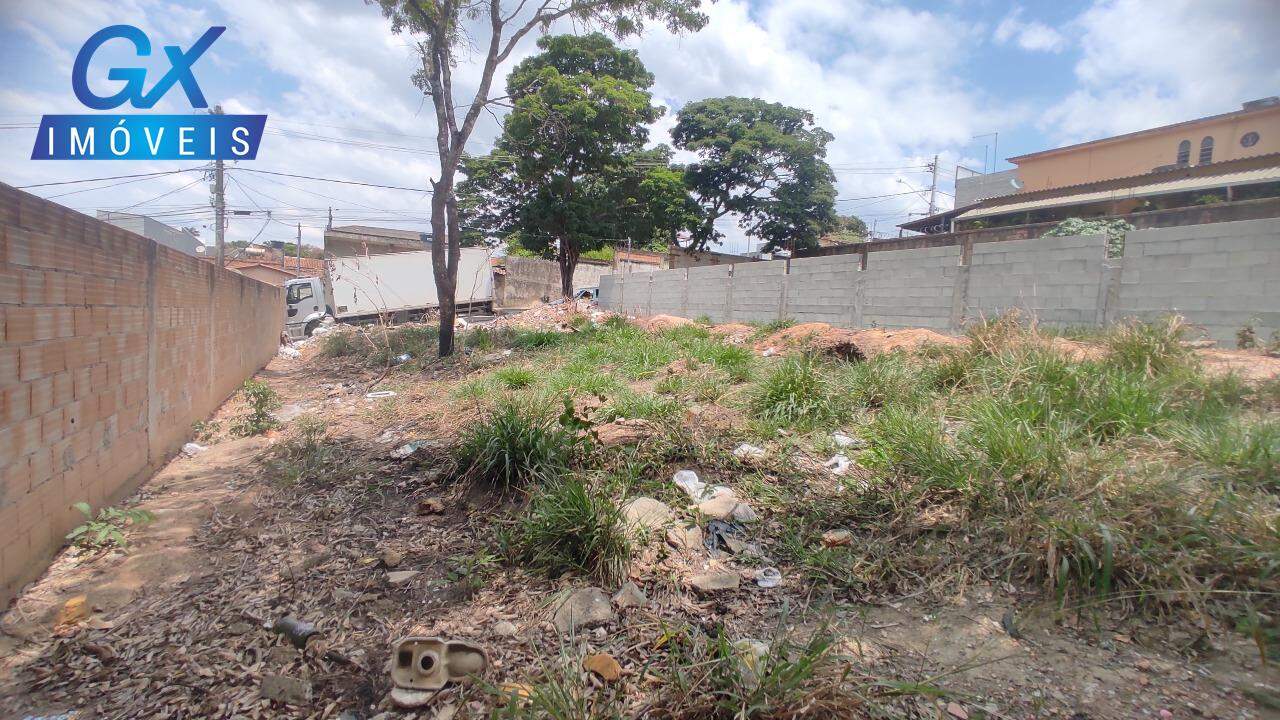 Terreno à venda, 360m² - Foto 1