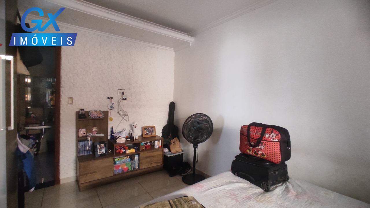 Casa à venda com 2 quartos, 380m² - Foto 15