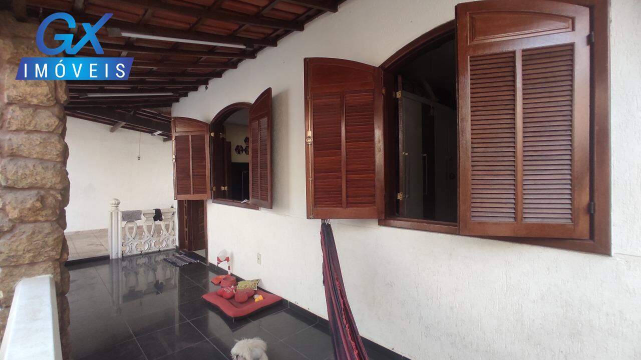 Casa à venda com 2 quartos, 380m² - Foto 10