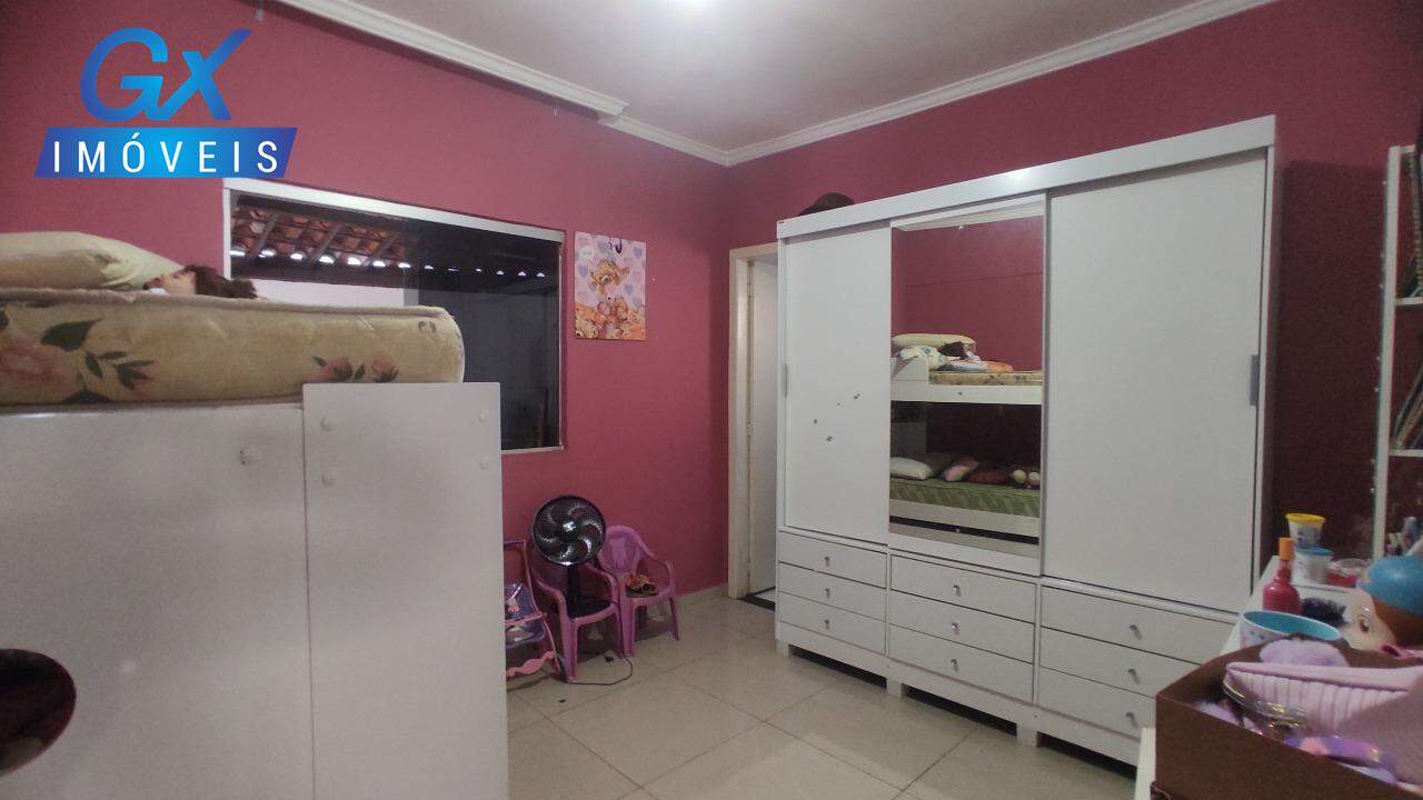 Casa à venda com 2 quartos, 380m² - Foto 18