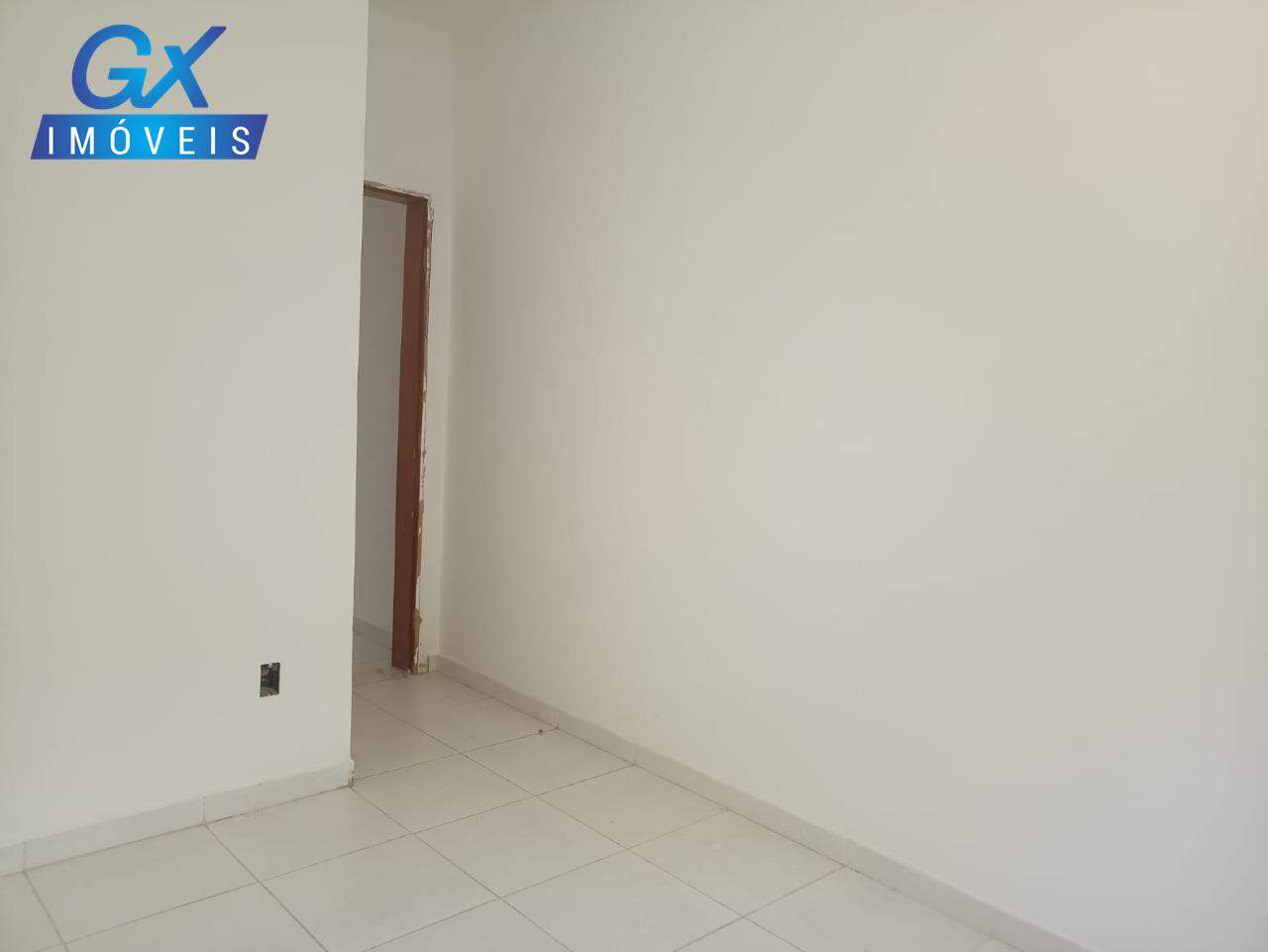 Casa à venda com 2 quartos, 180m² - Foto 7