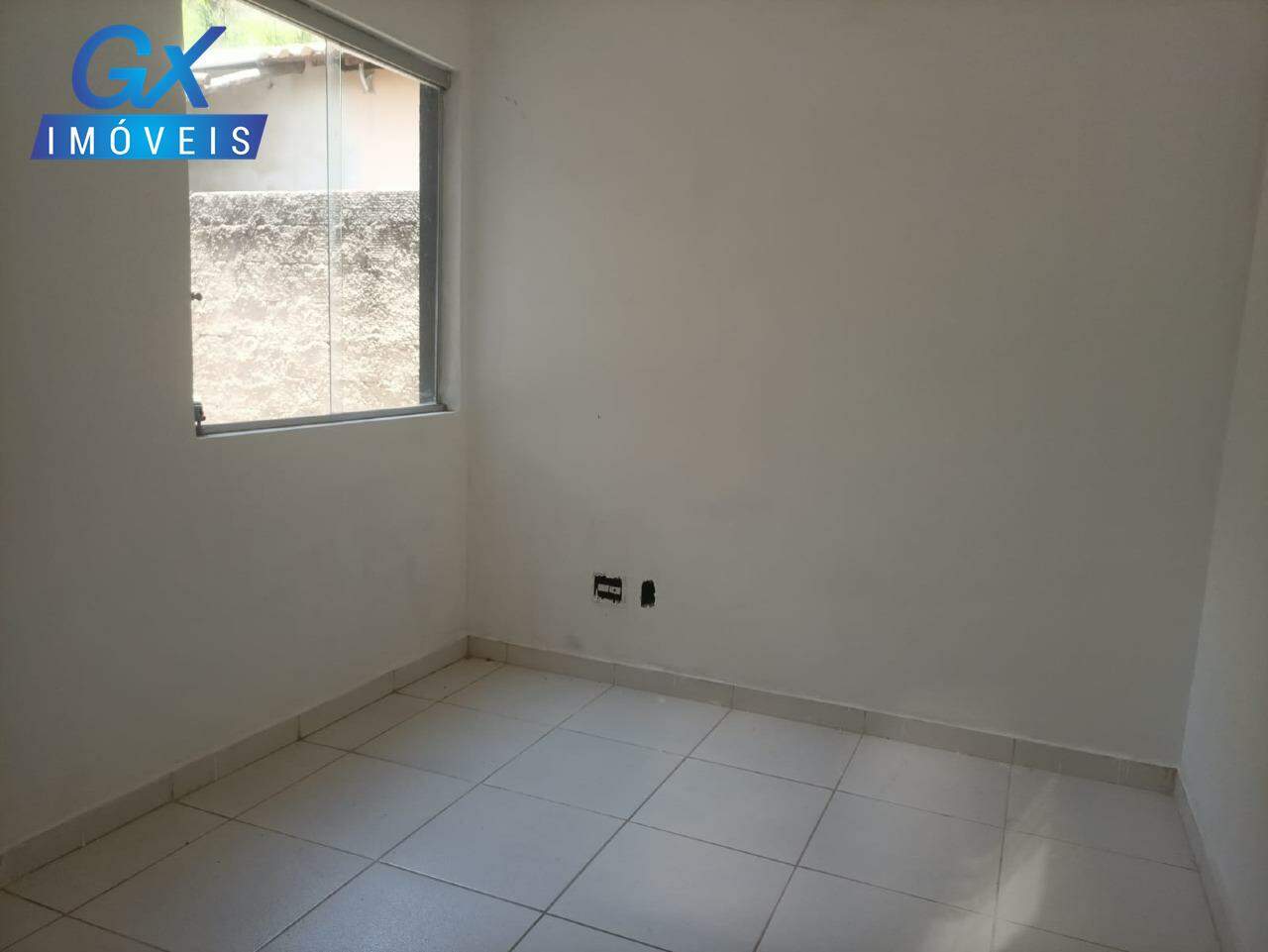 Casa à venda com 2 quartos, 180m² - Foto 11