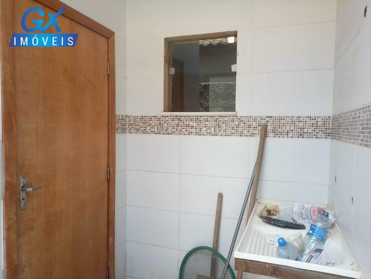 Casa à venda com 2 quartos, 180m² - Foto 17