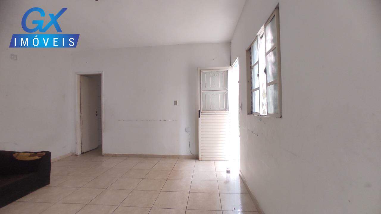 Casa à venda com 3 quartos, 180m² - Foto 14