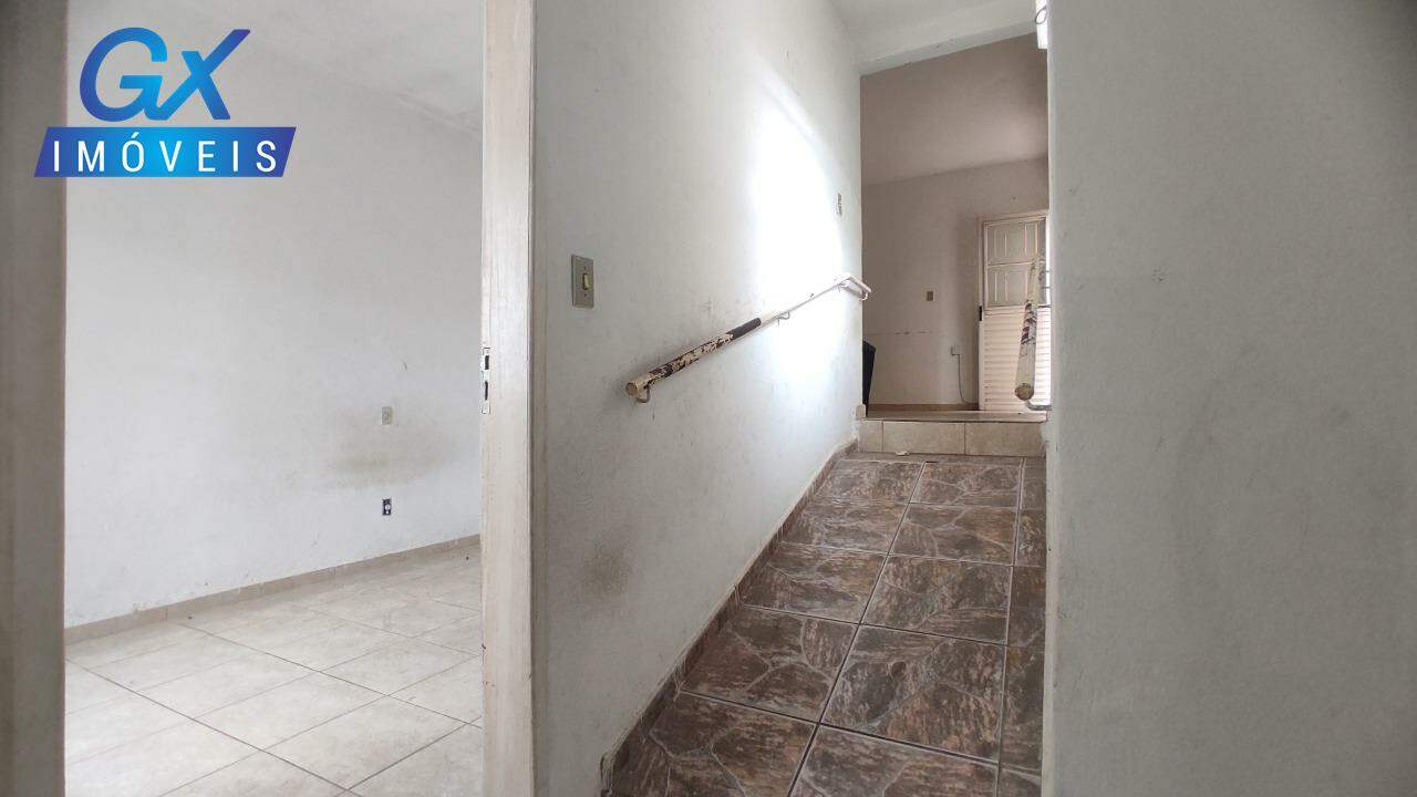 Casa à venda com 3 quartos, 180m² - Foto 15