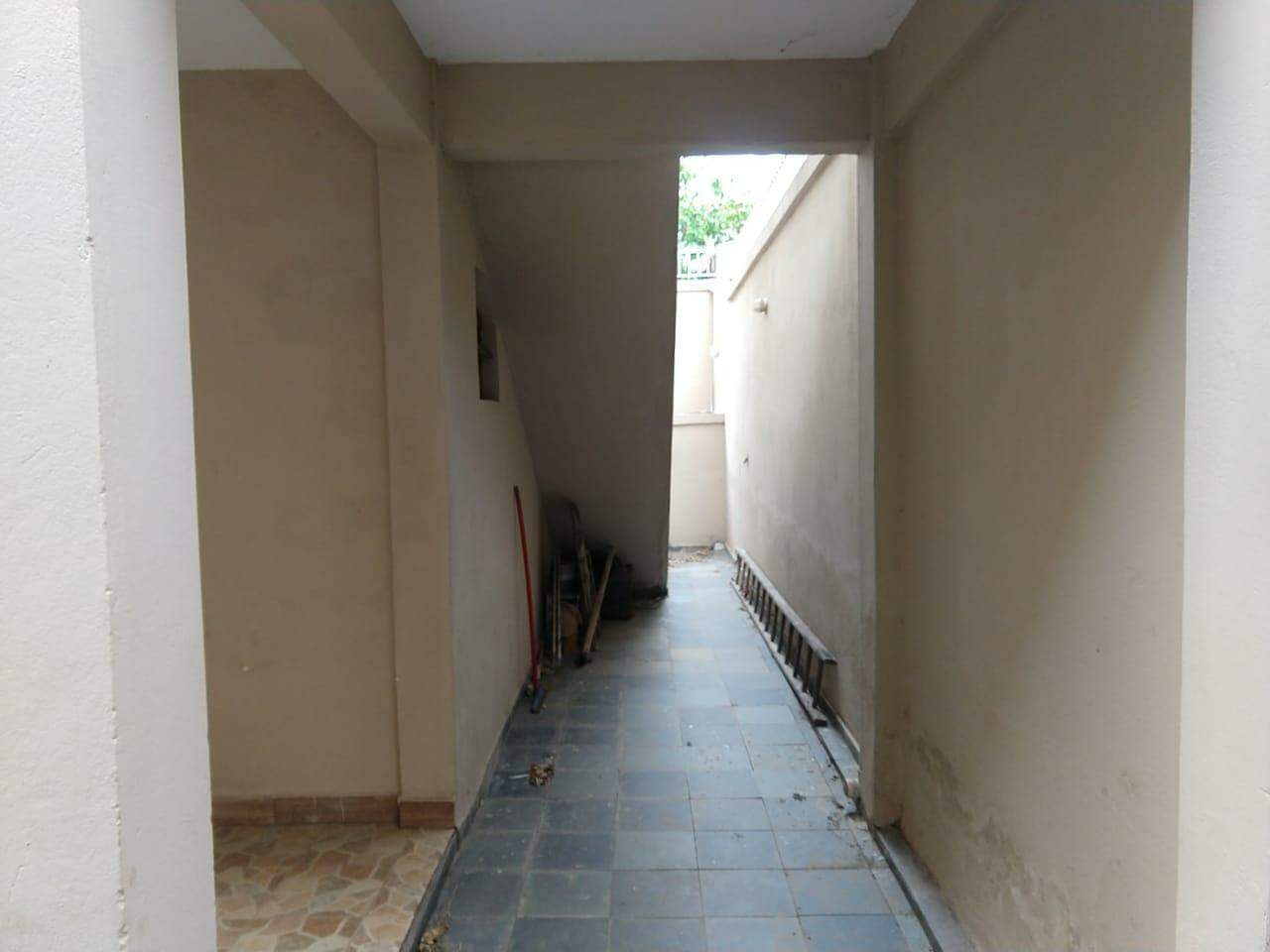 Casa à venda com 4 quartos, 180m² - Foto 22