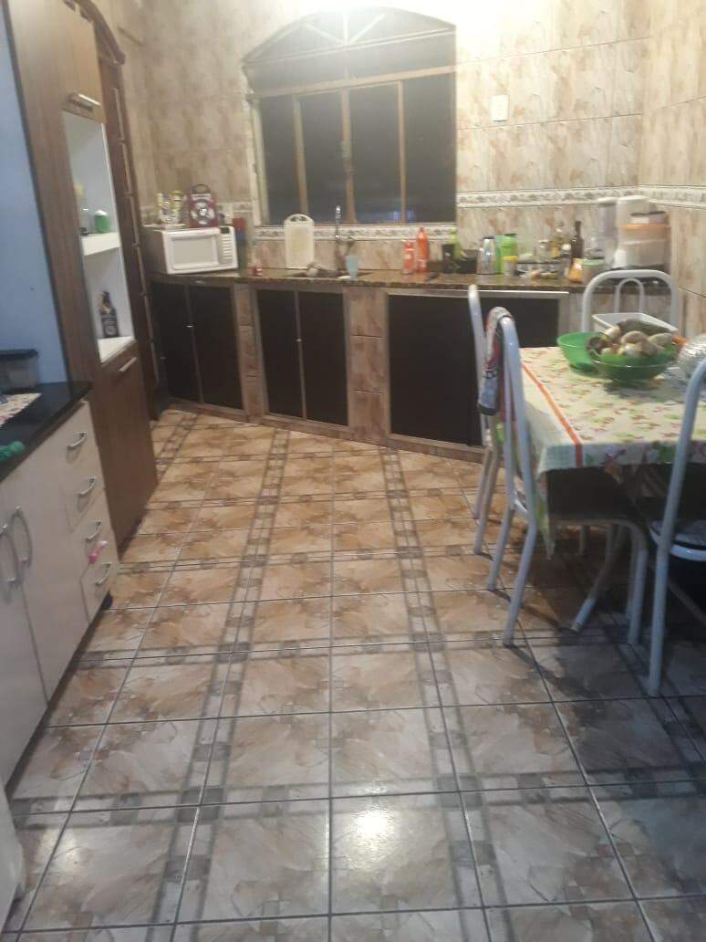 Casa à venda com 4 quartos, 180m² - Foto 5