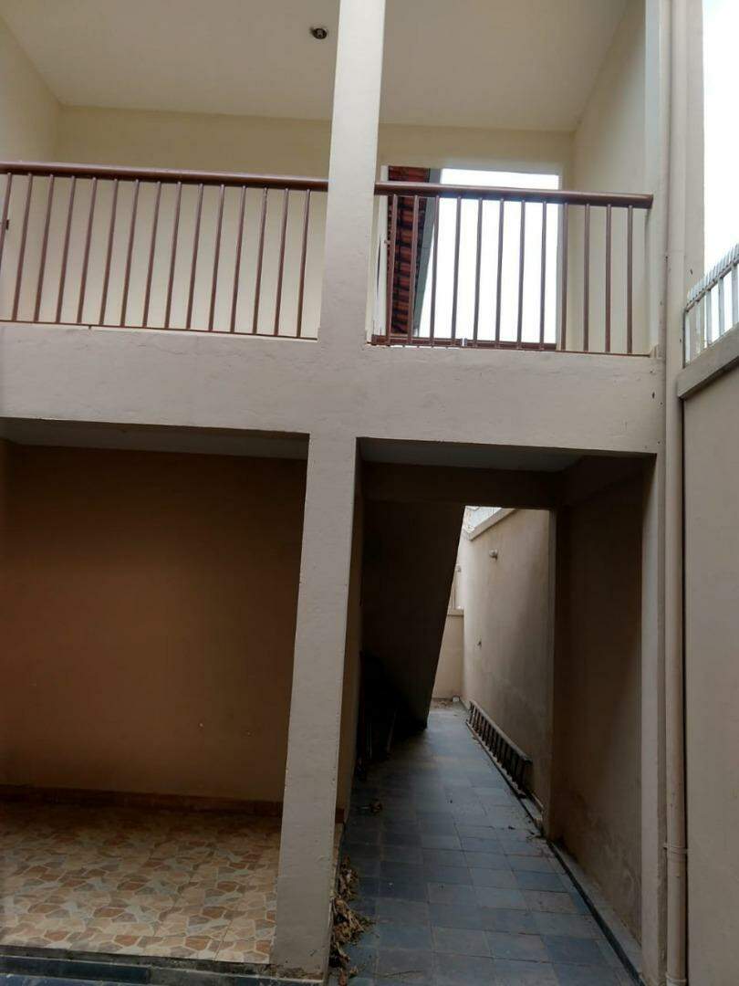 Casa à venda com 4 quartos, 180m² - Foto 17