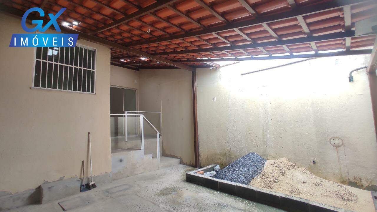 Casa à venda com 2 quartos, 110m² - Foto 6