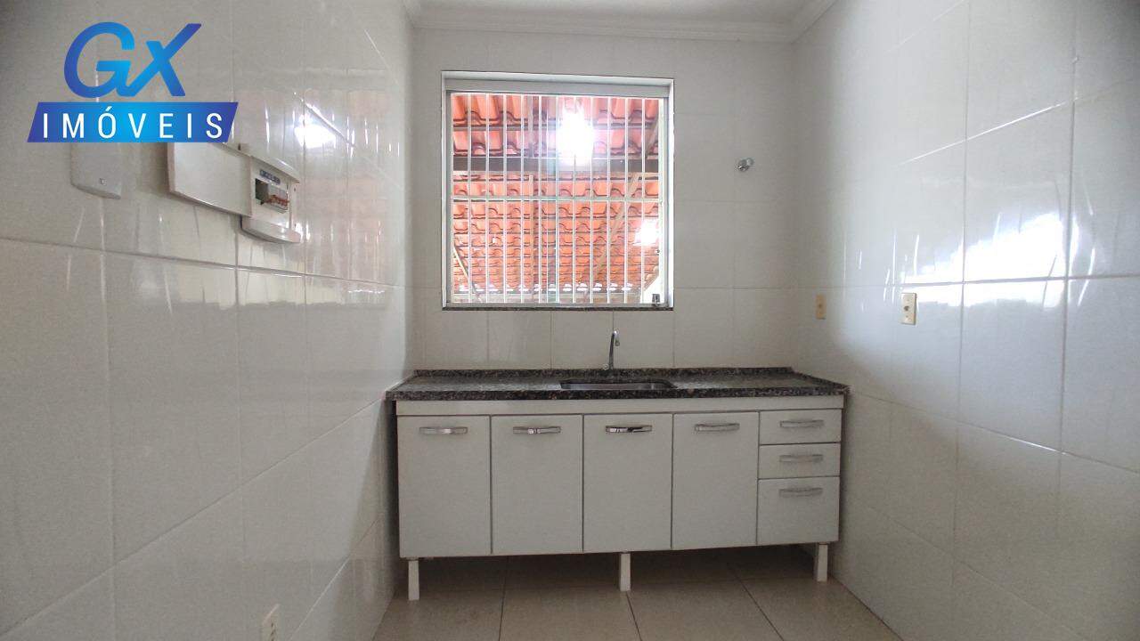 Casa à venda com 2 quartos, 110m² - Foto 10