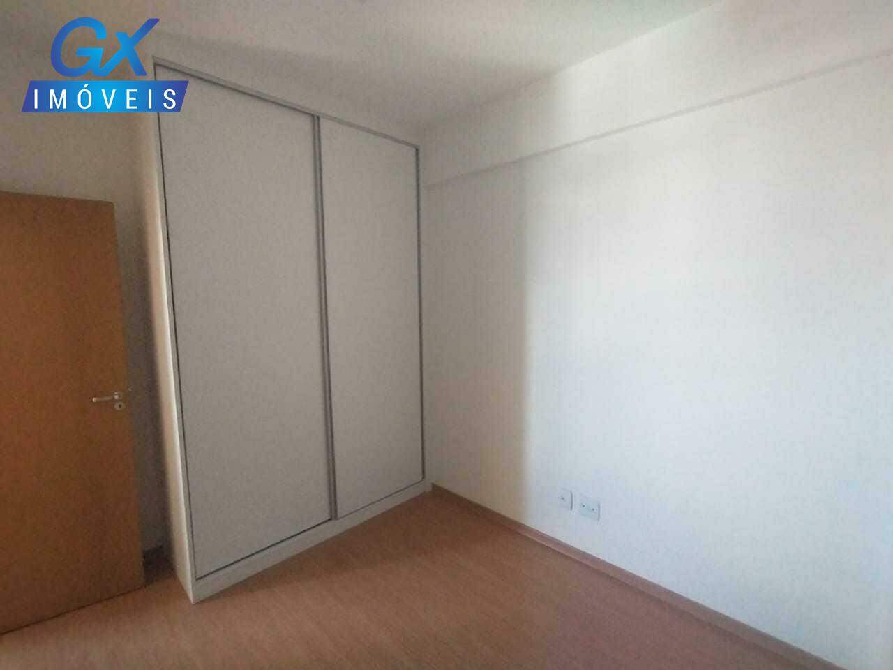 Apartamento à venda com 3 quartos, 76m² - Foto 4