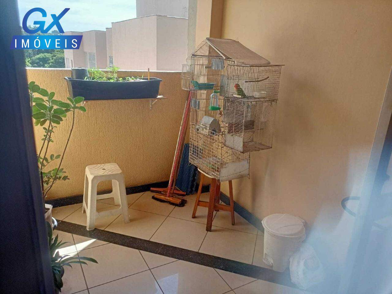 Apartamento à venda com 3 quartos - Foto 2