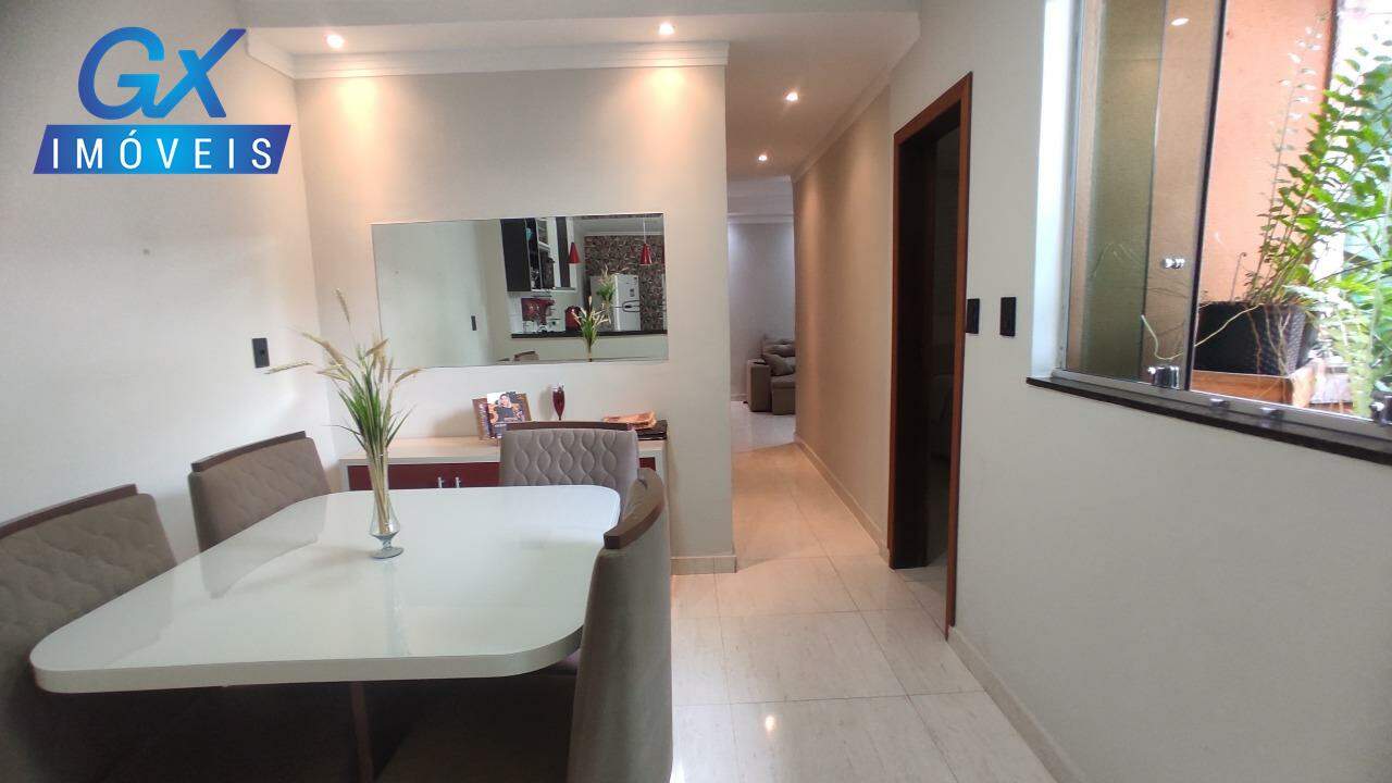 Casa à venda com 4 quartos, 300m² - Foto 11