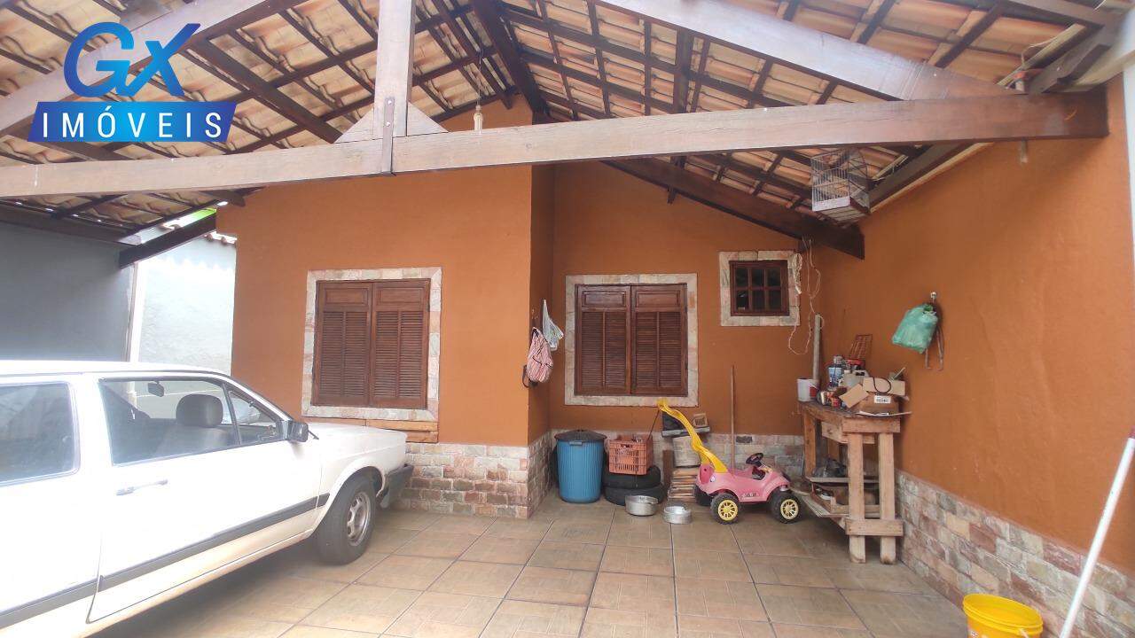 Casa à venda com 4 quartos, 300m² - Foto 5