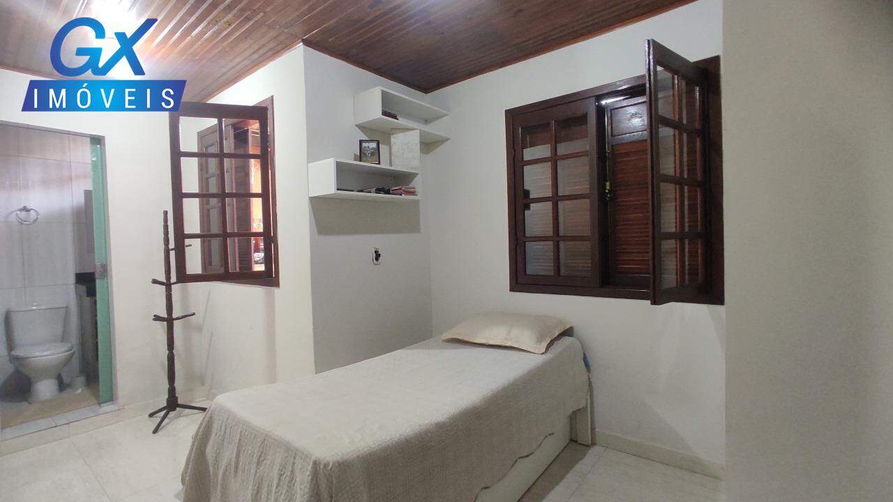 Casa à venda com 4 quartos, 300m² - Foto 20