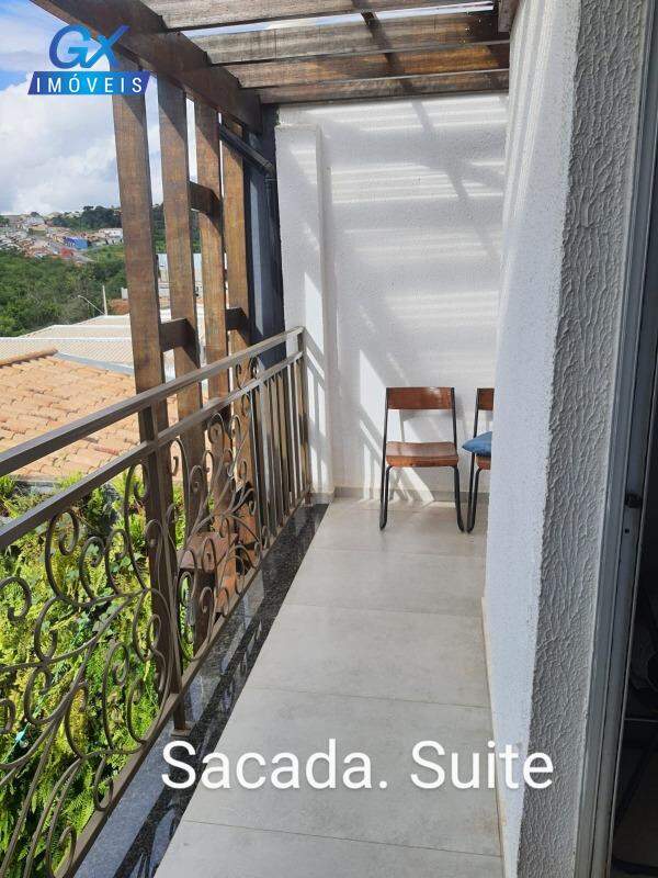 Casa à venda com 4 quartos, 180m² - Foto 22