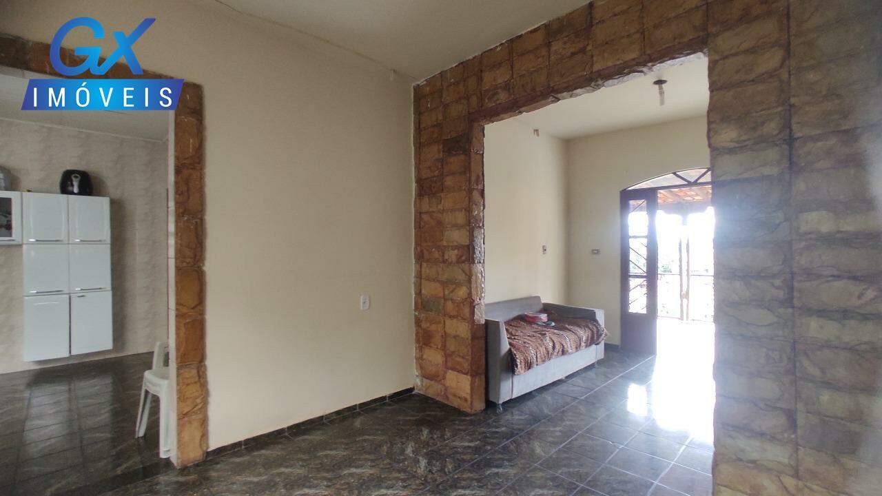 Casa à venda com 3 quartos, 360m² - Foto 14