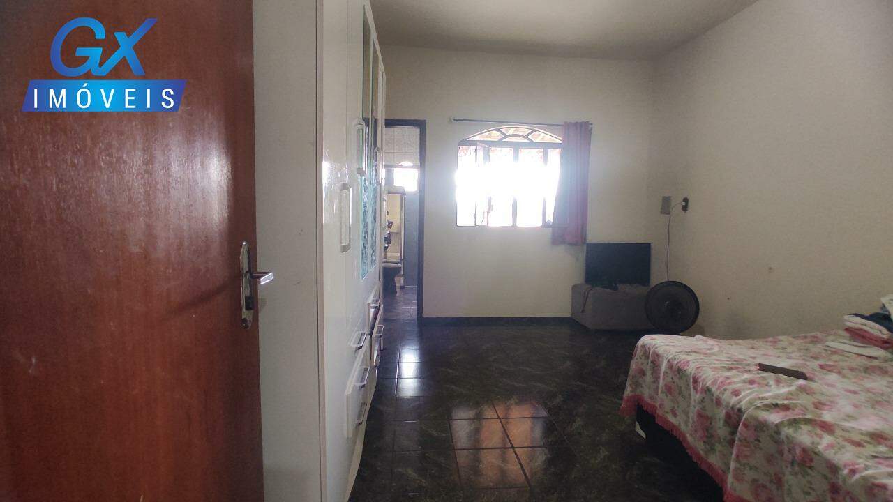 Casa à venda com 3 quartos, 360m² - Foto 24