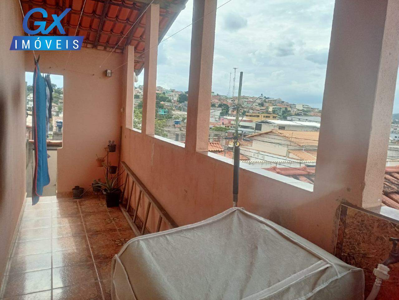 Casa à venda com 2 quartos, 360m² - Foto 5