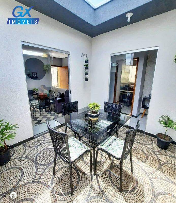 Casa à venda com 3 quartos, 72m² - Foto 11