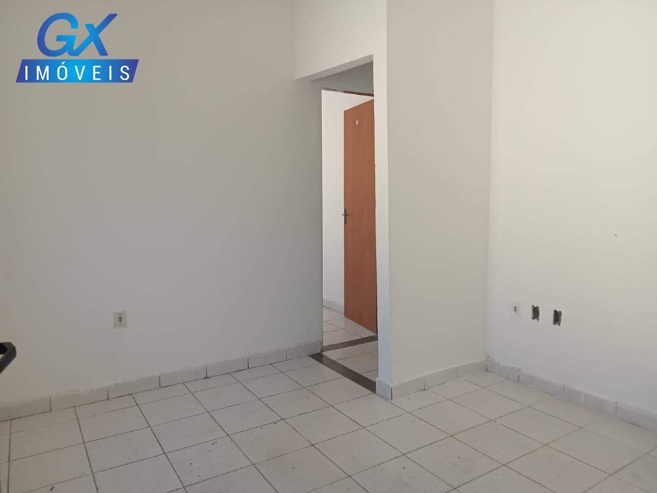 Casa à venda com 2 quartos, 48m² - Foto 8