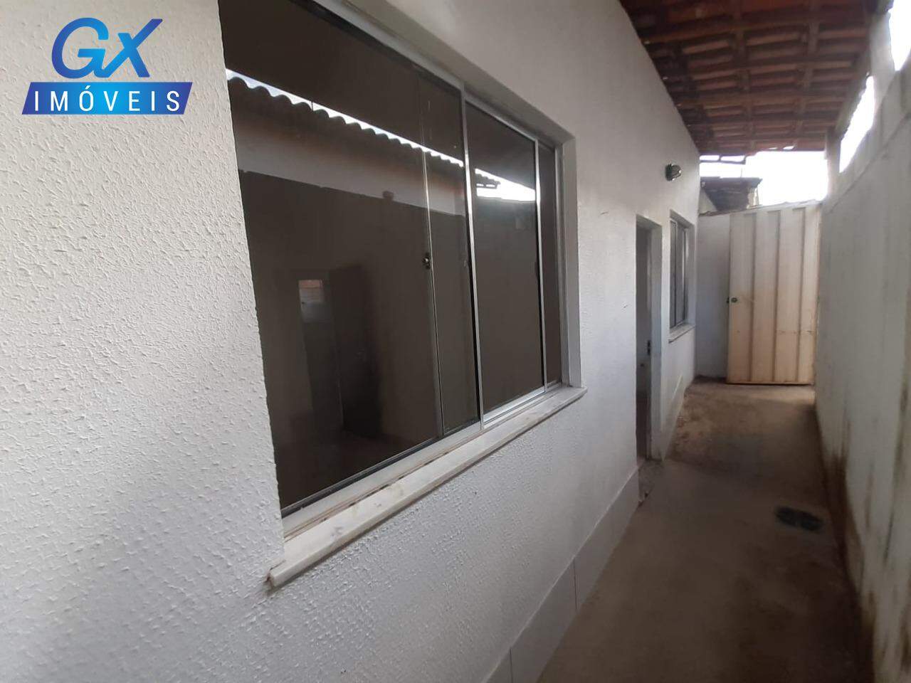 Casa à venda com 2 quartos, 90m² - Foto 5