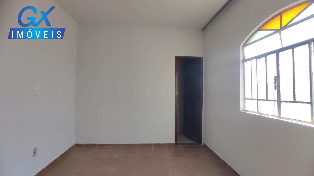 Casa à venda com 2 quartos, 90m² - Foto 12