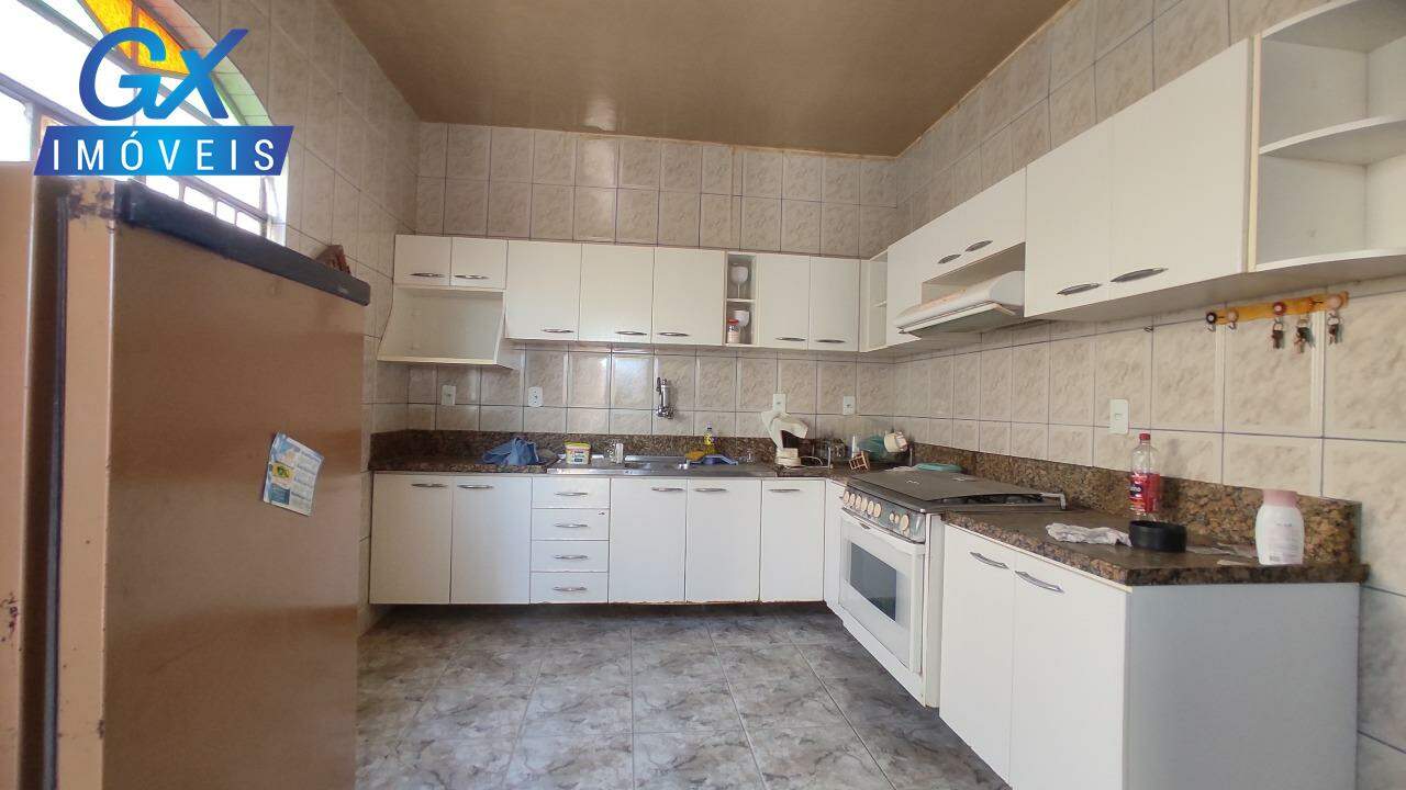 Casa à venda com 2 quartos, 90m² - Foto 20