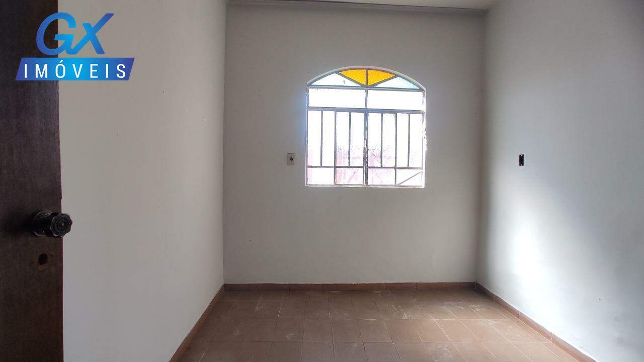 Casa à venda com 2 quartos, 90m² - Foto 14