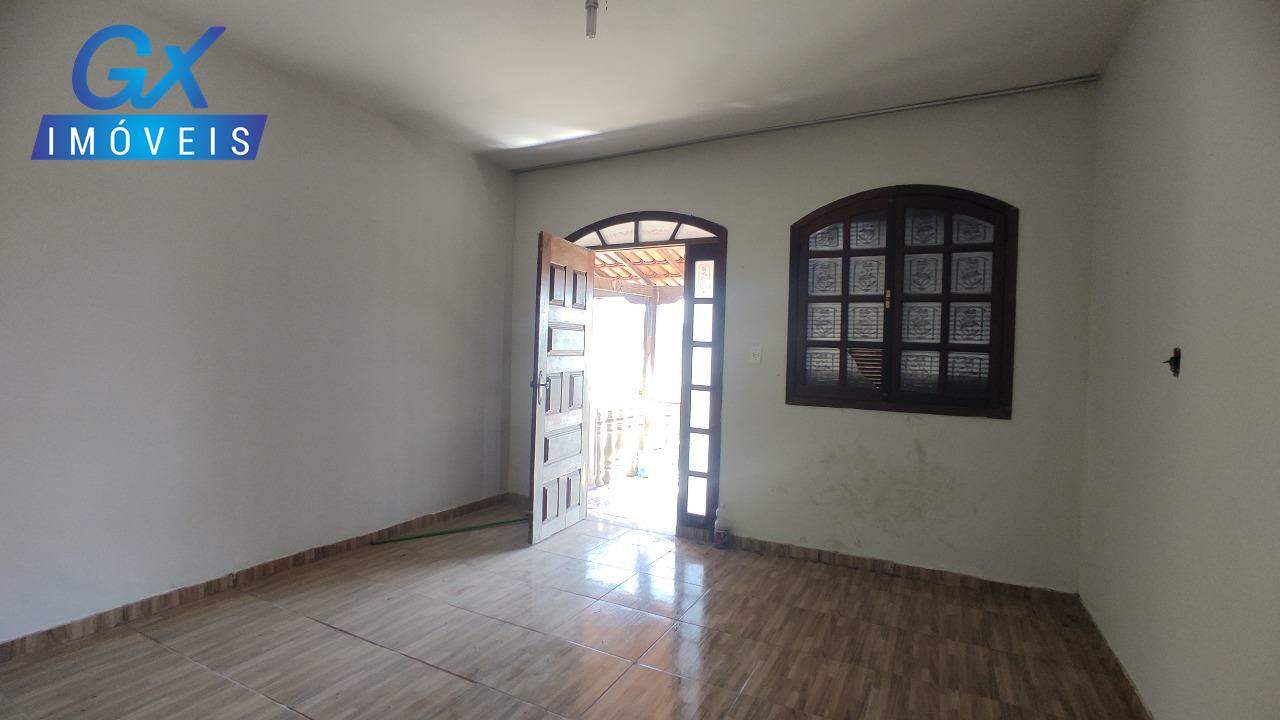 Casa à venda com 2 quartos, 90m² - Foto 11