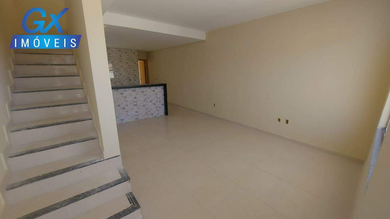 Casa à venda com 3 quartos, 180m² - Foto 6