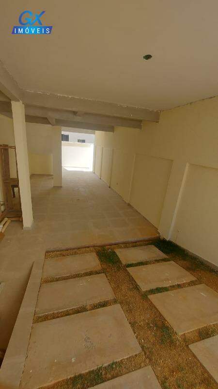 Casa à venda com 3 quartos, 180m² - Foto 14