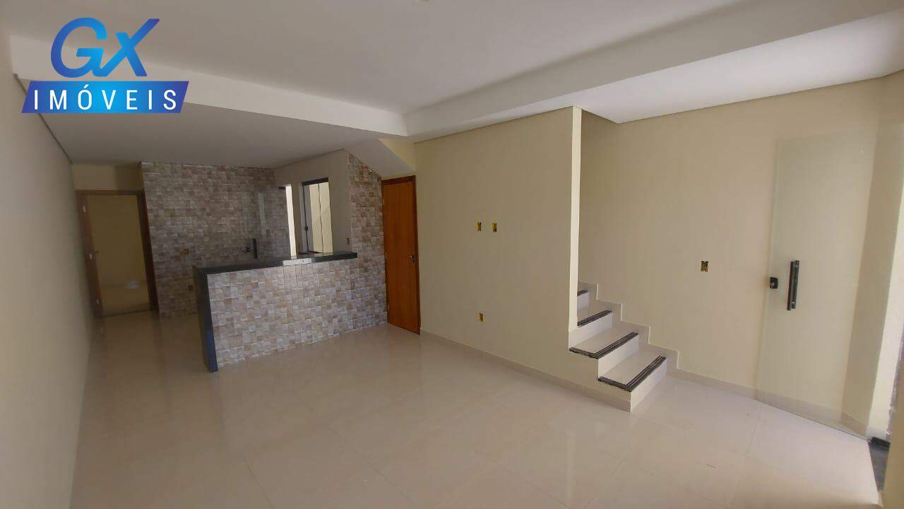 Casa à venda com 3 quartos, 100m² - Foto 7