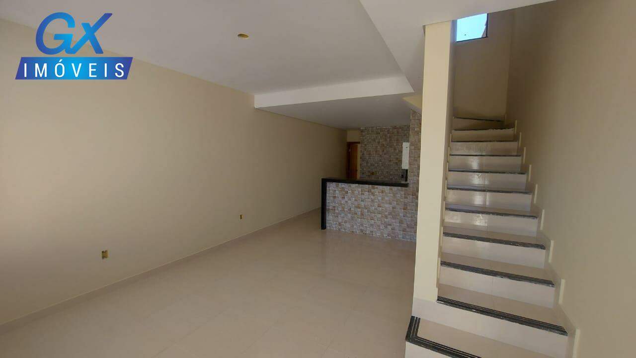 Casa à venda com 3 quartos, 100m² - Foto 5