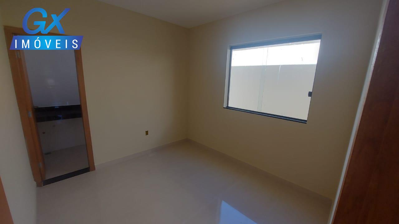 Casa à venda com 3 quartos, 100m² - Foto 13