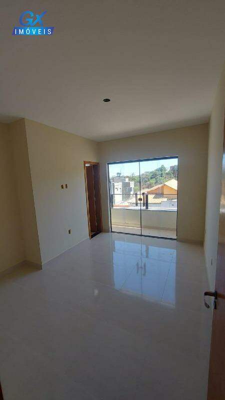 Casa à venda com 3 quartos, 100m² - Foto 17