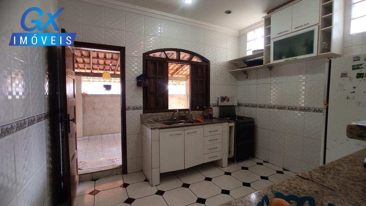 Casa, 3 quartos, 240 m² - Foto 14