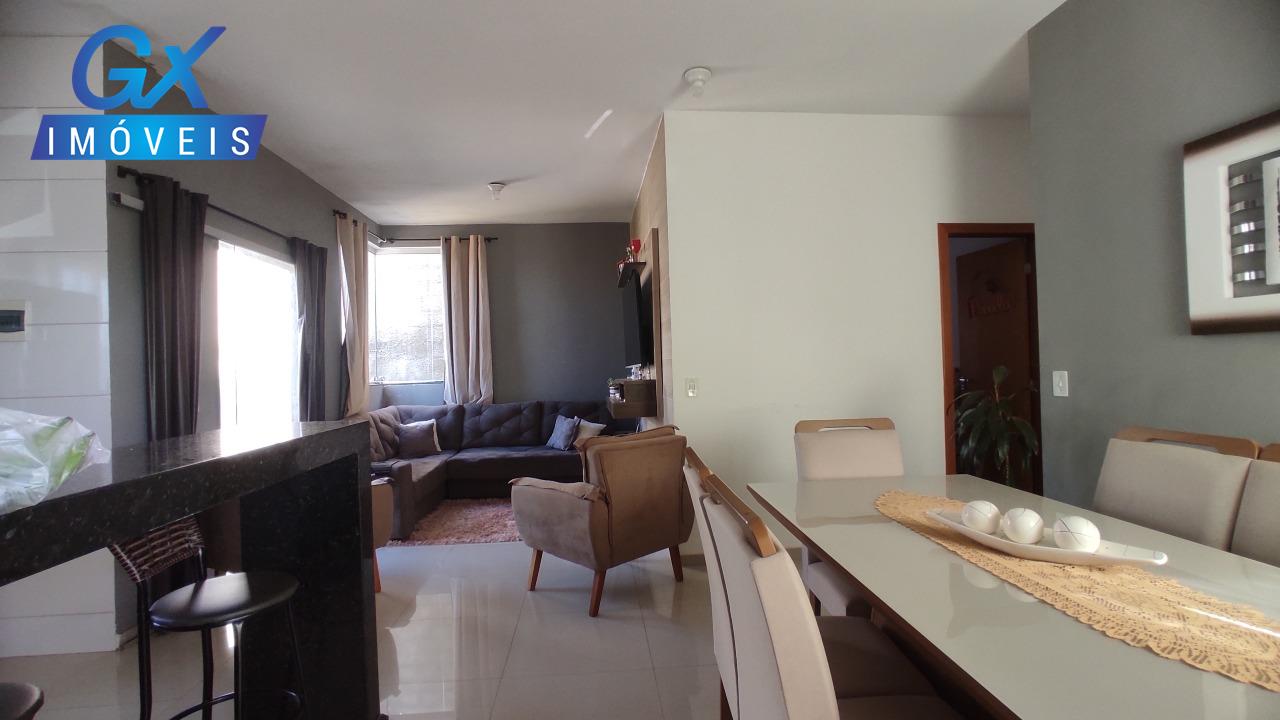 Casa à venda com 3 quartos, 230m² - Foto 10