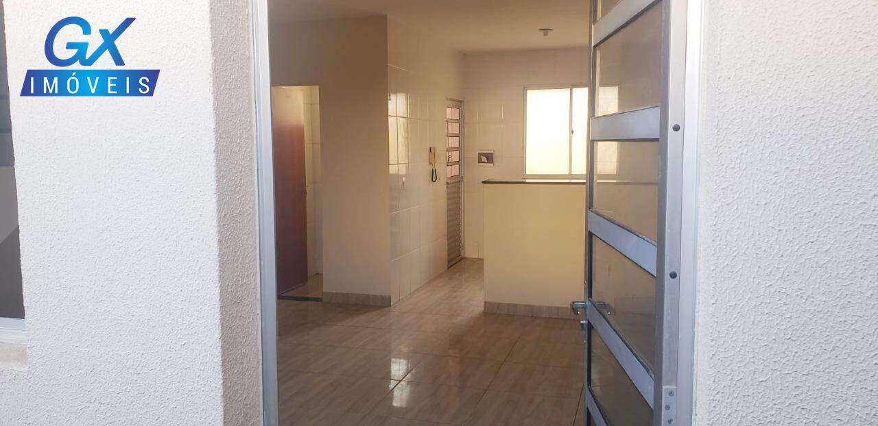 Casa à venda com 2 quartos, 55m² - Foto 18