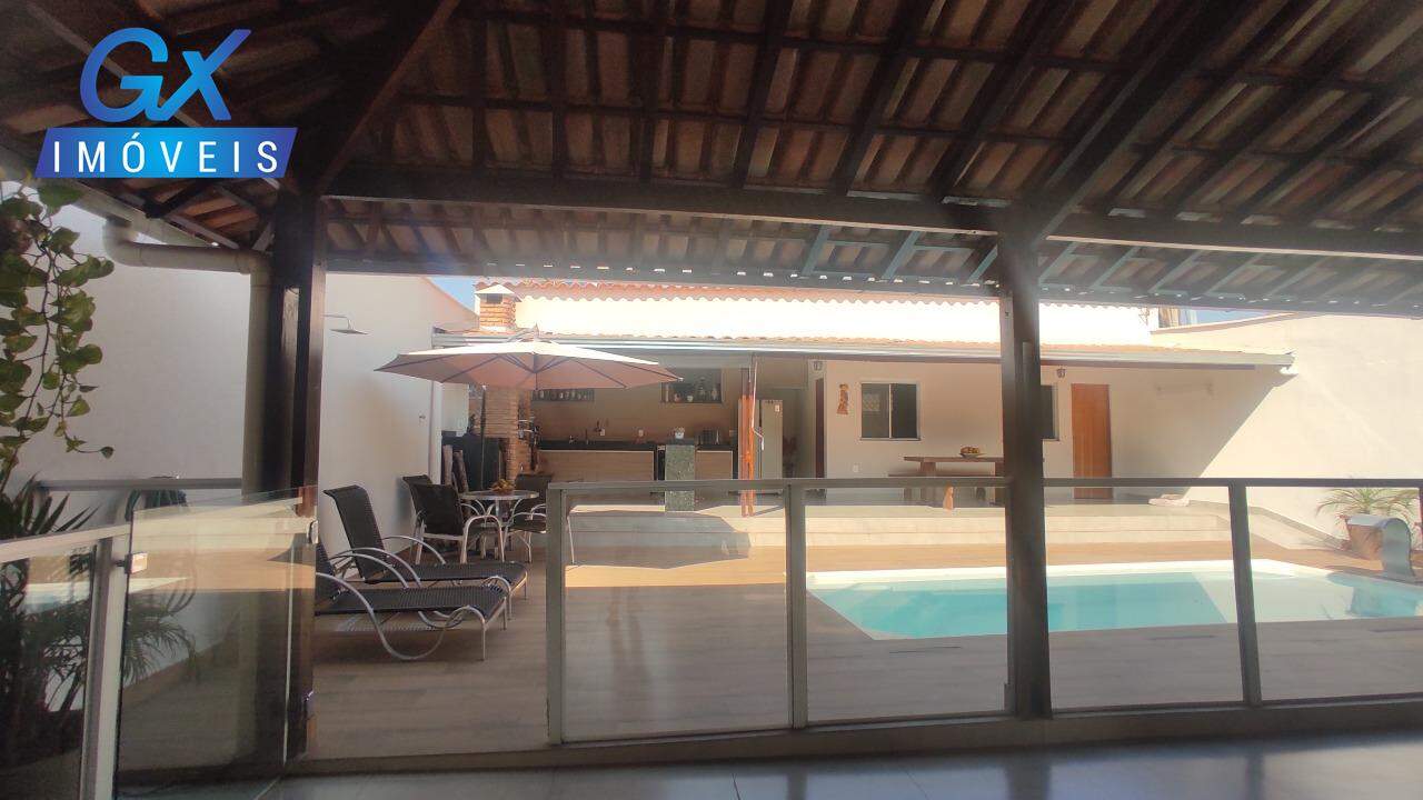 Casa, 4 quartos, 240 m² - Foto 20