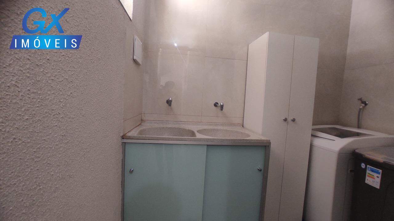 Casa, 4 quartos, 240 m² - Foto 30