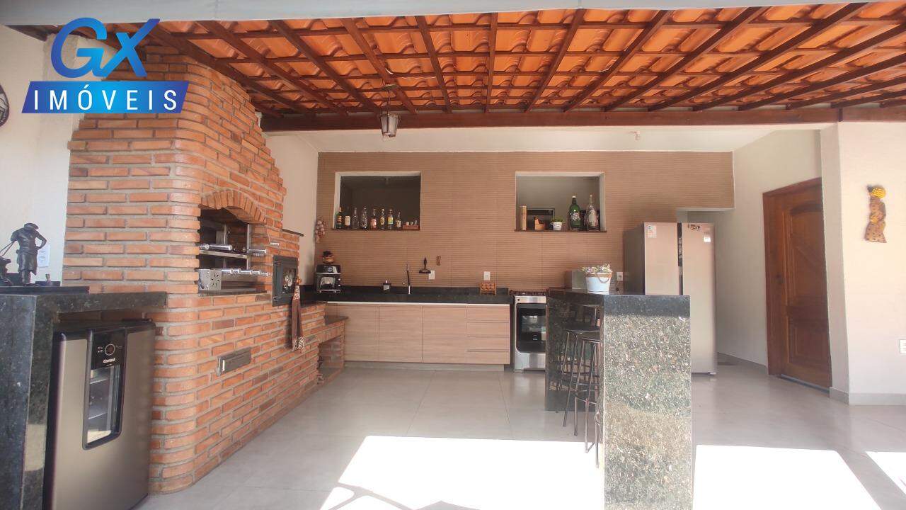 Casa, 4 quartos, 240 m² - Foto 22