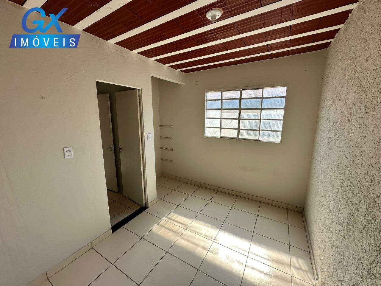 Casa para alugar com 2 quartos, 48m² - Foto 10