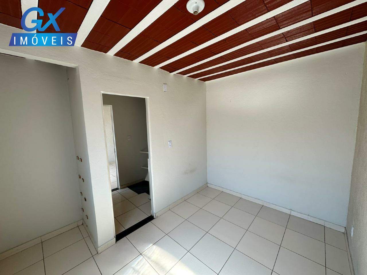 Casa para alugar com 2 quartos, 48m² - Foto 18