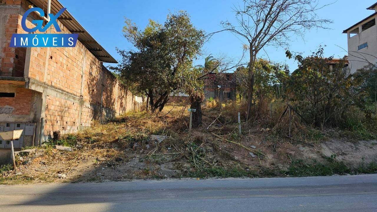 Lote à venda no bairro Quintas São José (Melo Viana): 
