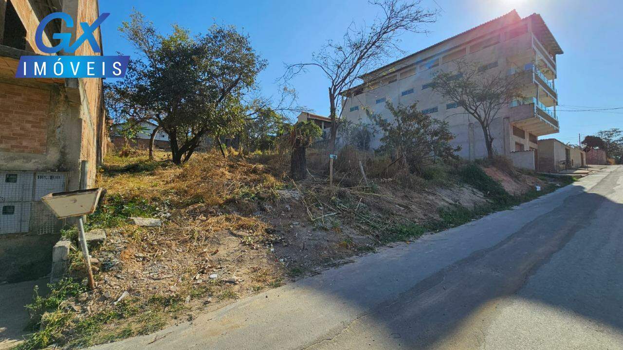 Lote à venda no bairro Quintas São José (Melo Viana): 