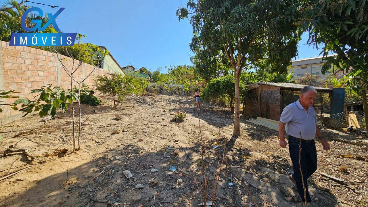 Lote à venda no bairro Quintas São José (Melo Viana): 