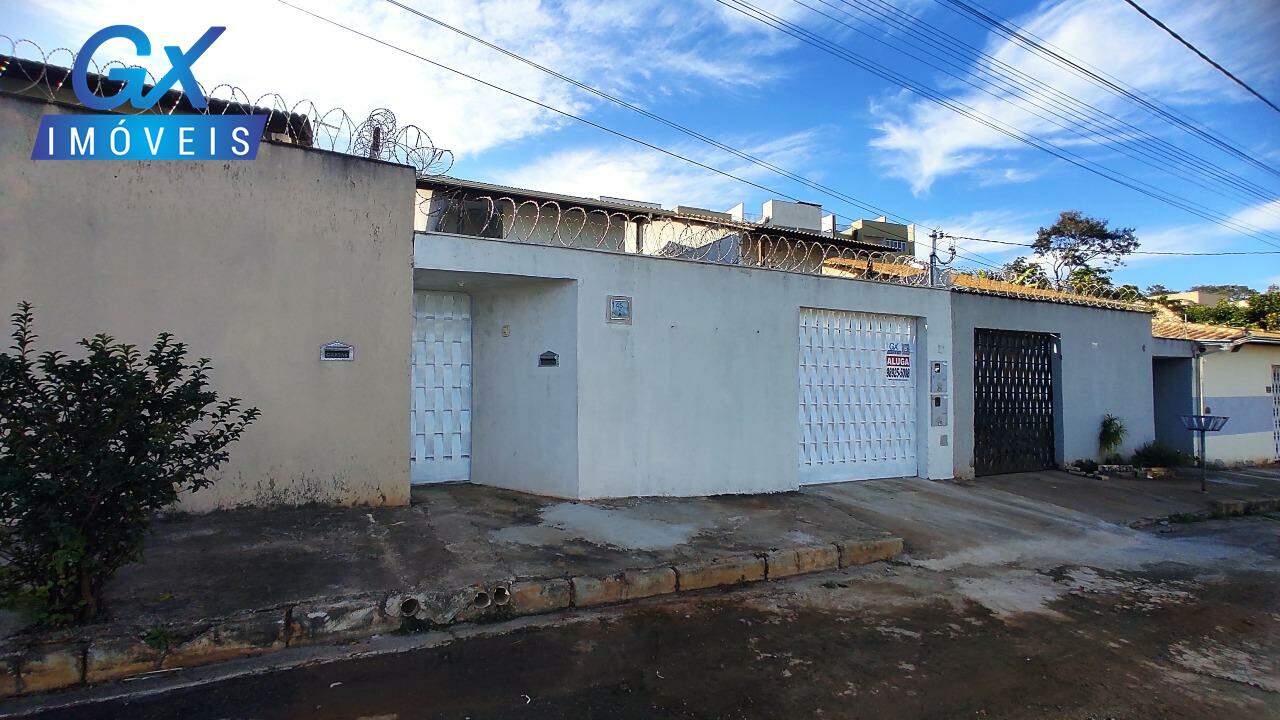 Casa para aluguel no bairro São Pedro: 