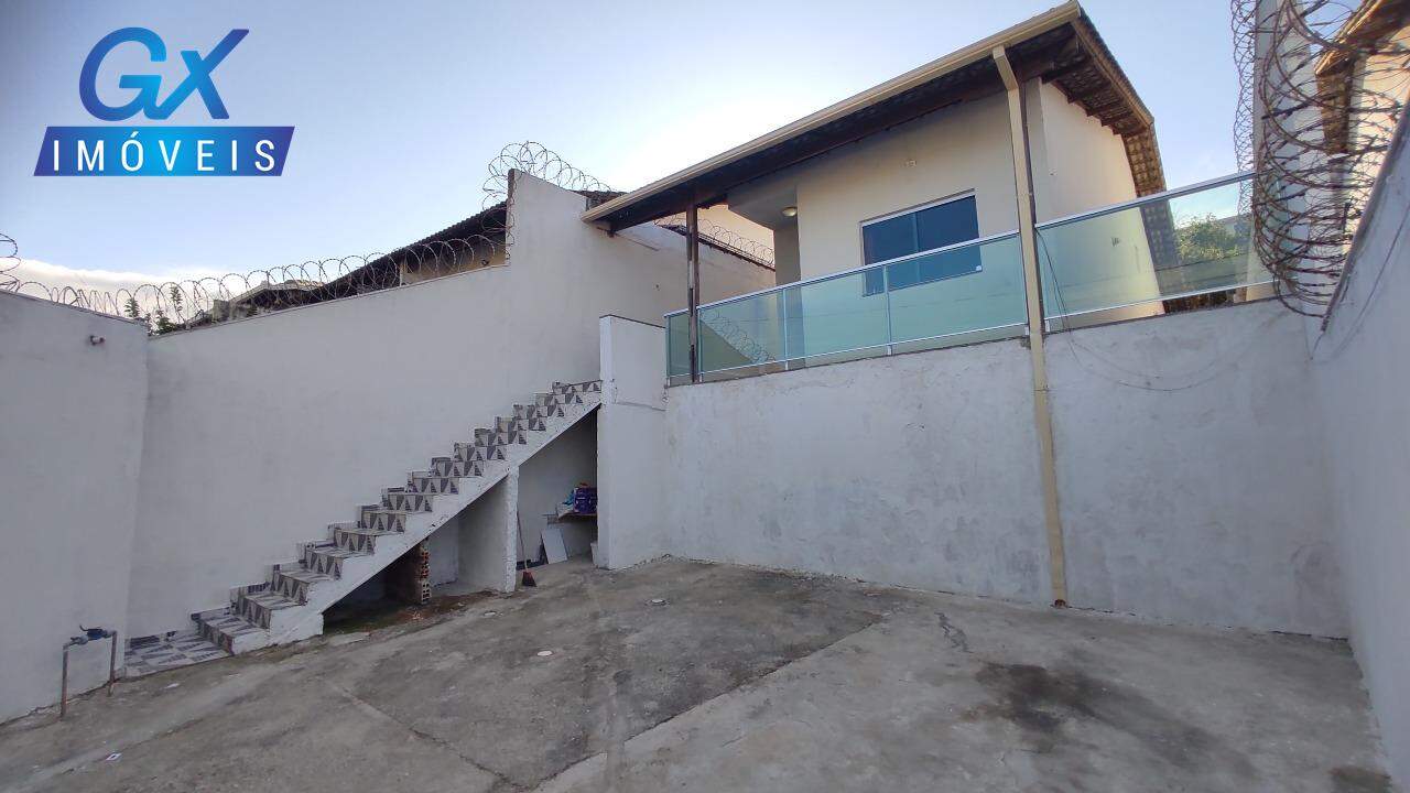 Casa à venda no bairro São Pedro: 